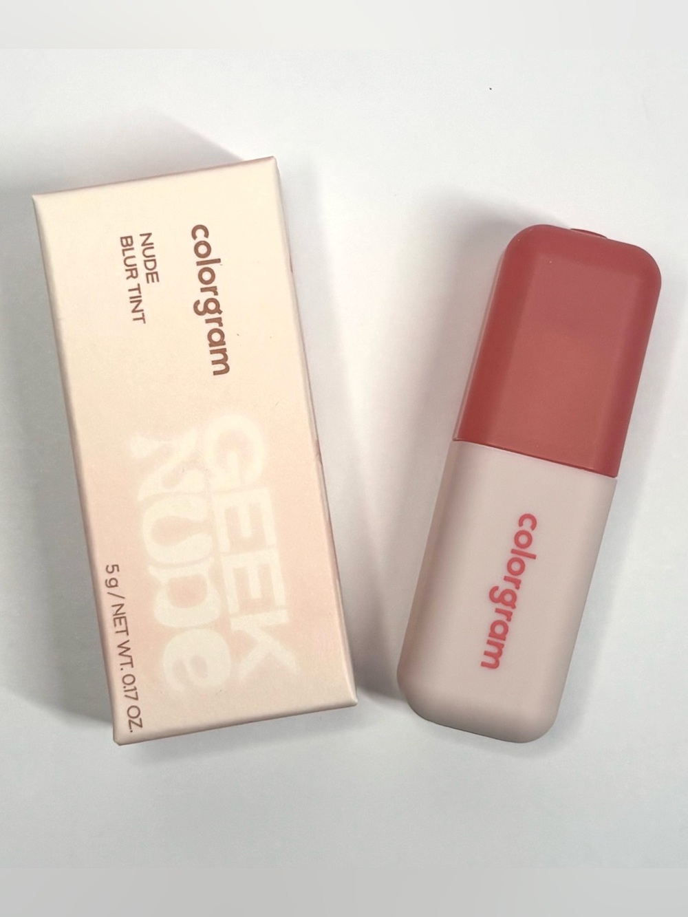 5/$22 COLORGRAM Nude Blur Lip Tint in Shade 04 - Coral Lit - Picture 4 of 4